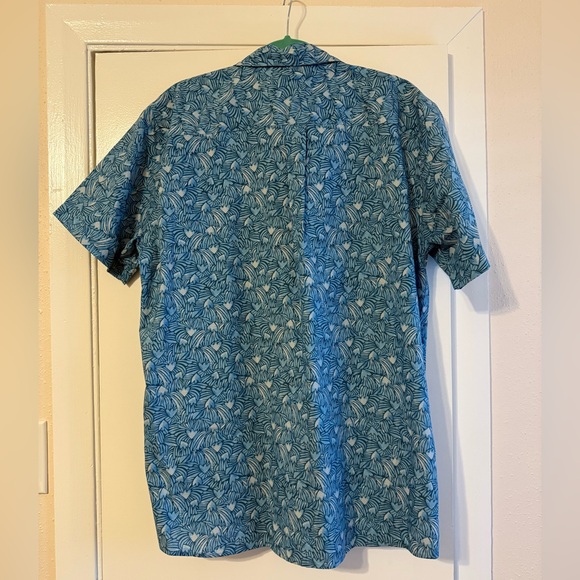 Patagonia Blue Leaf Pattern Men's Shirt - Picture 4 of 5